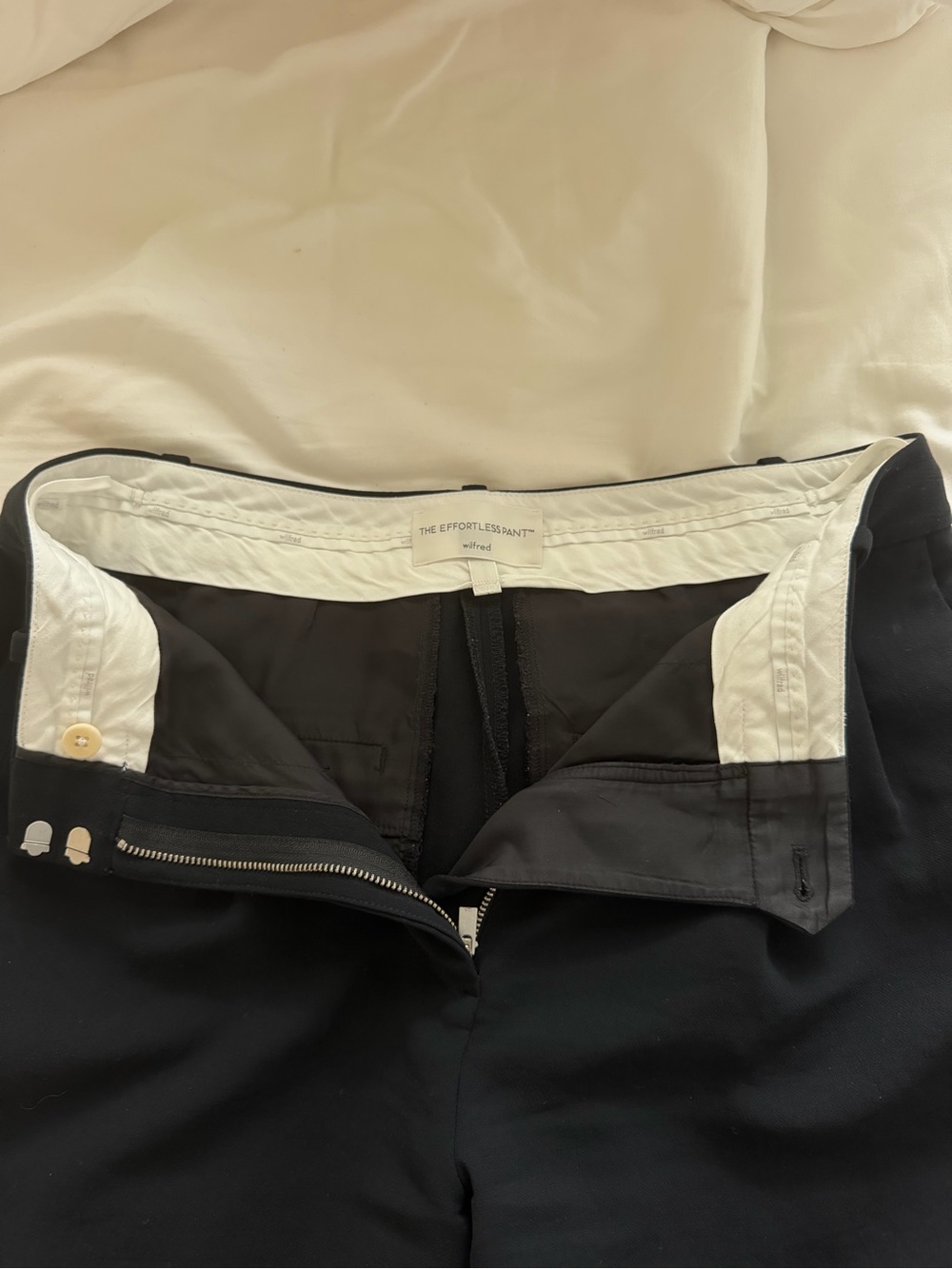 Aritzia Black Wide-Leg High-Rise Trousers - Picture 3 of 7
